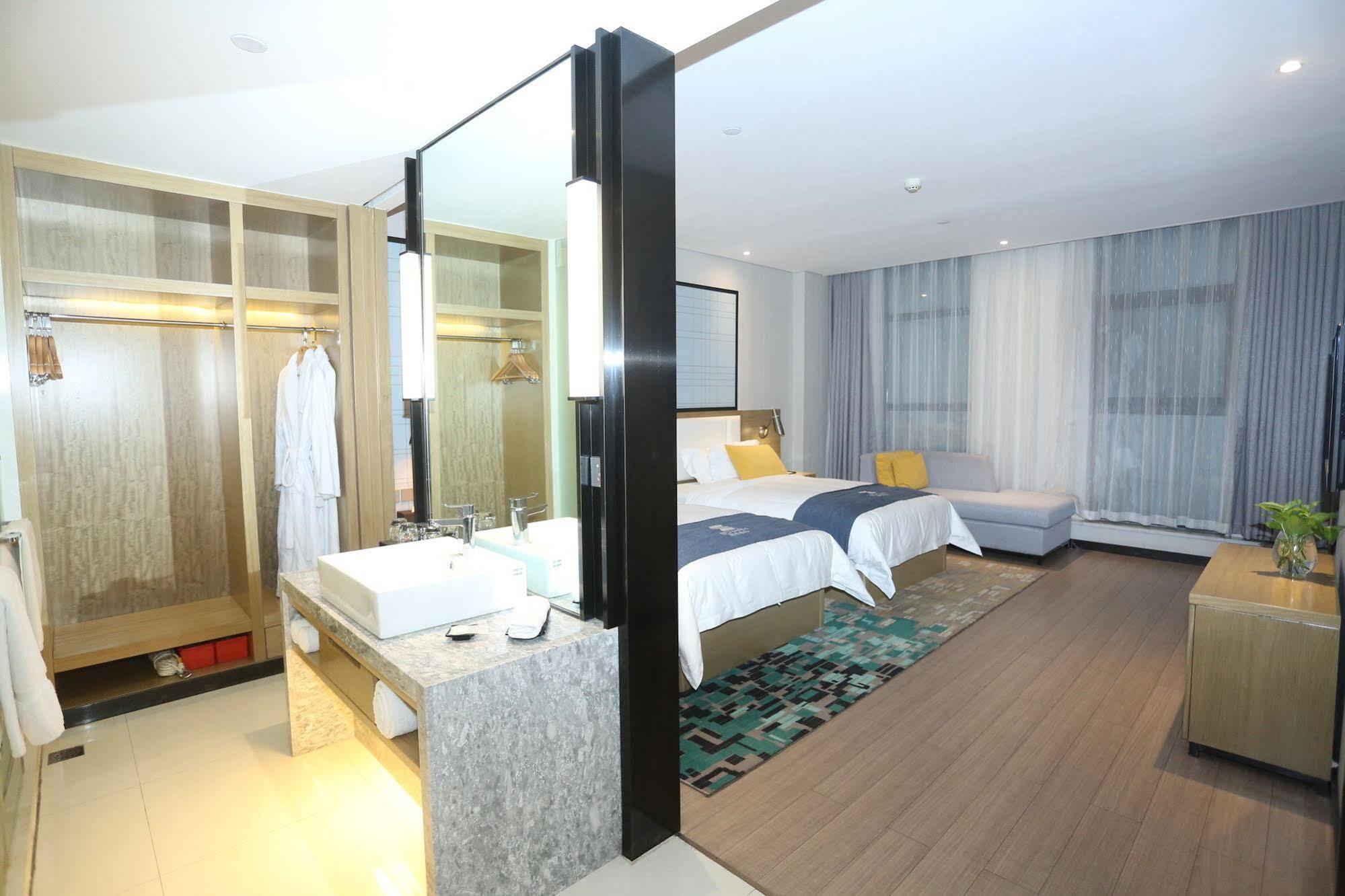 Echarm Hotel Zhengzhou High Tech Zone Exterior photo